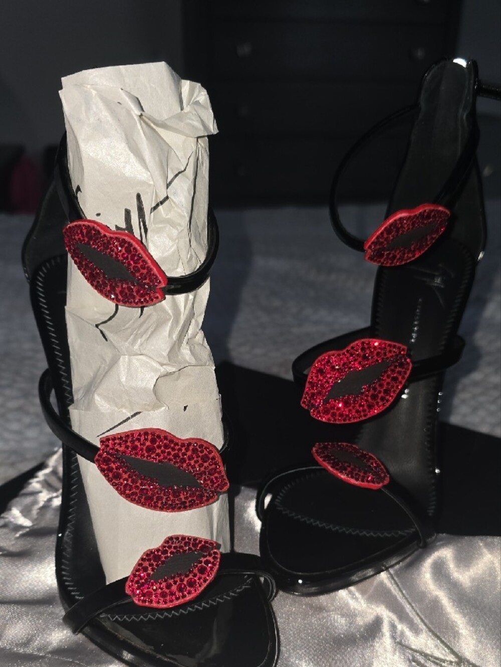 Giuseppe Zanotti Black Patent Stiletto Sandals with Red Lip Embellishments - Picture 4 of 6